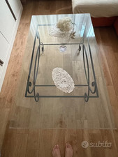 Tavolo da soggiorno in ferro battuto e cristallo