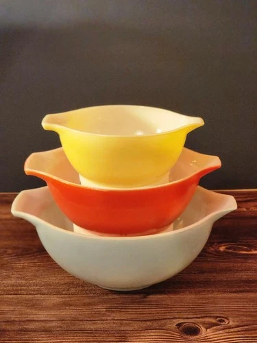 Vintage JAJ Pyrex CARNIVAL Complete Set of 3 Mixing/Nesting Bowls