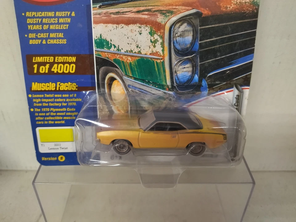 PLYMOUTH CUDA 1970 LEMON TWIST BARN FINDS 1:64 JOHNNY LIGHTNING - Imagen 3 de 3