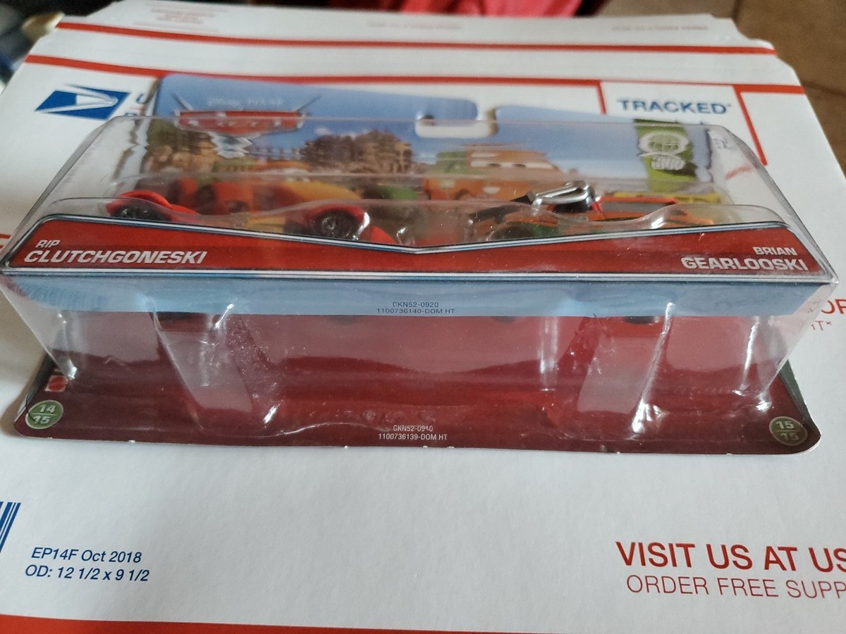 Disney Cars 2 Pack RIP CLUTCHGONESKI & BRIAN GEARLOOSKI Crew Chief