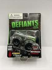 Defiance 4x4 toys VW SK8 SKATE SHOP truck Vintage Running and light Stomper NIP