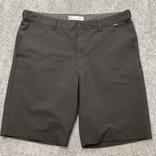 Travis Mathew Golf Shorts Men's 38 Black 10  Inseam Comfort Waist Stretch