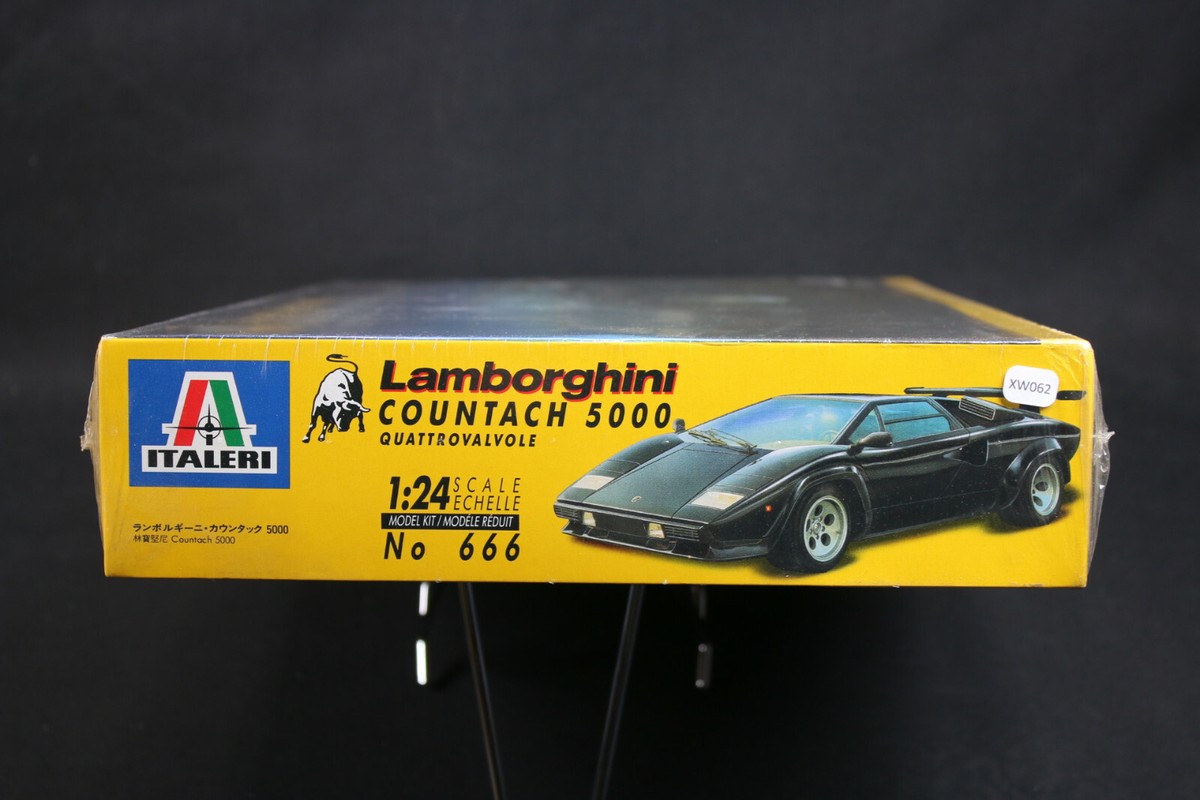 Maquette Italeri 1/24 - Lamborghini Countach 5000 Quattrovalvole - Réf 666 - Neuf Sous Blister