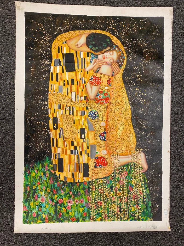 Blush like a "The Kiss" by Gustav Klimt.