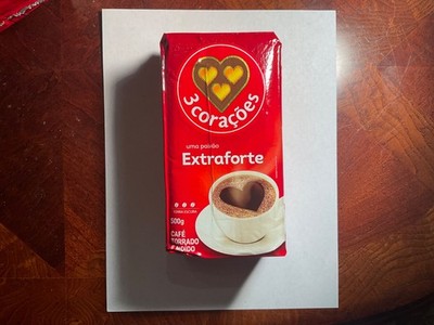 1 Brazilian Extra Strong Roasted Coffee  500g vacume packed 3 Corações Brasil