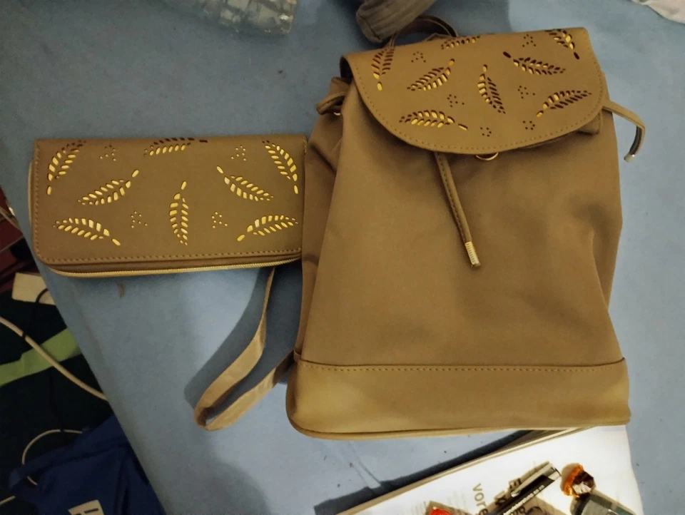 Set Damen Portemonnaie Rucksack Uhr