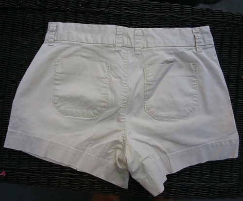 CALVIN KLEIN WOMEN'S KHAKI BEIGE Shorts 4 Pockets SIZE 4. EUC - Bild 2 von 3