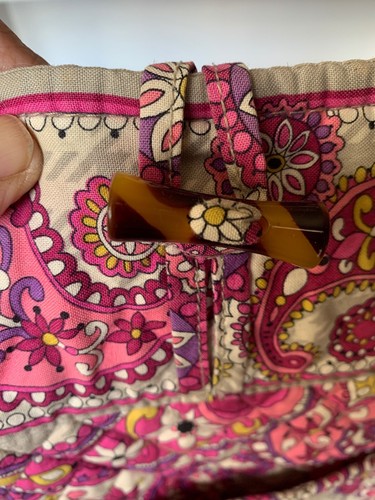 Bolso de Mano Vera Bradley Paisley Acolchado Xlarge y Bolso de Mano Cosmético y Libro de Bolsillo 3 piezas - Imagen 4 de 20