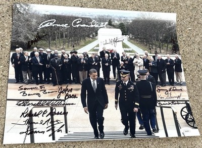 13 MEDAL OF HONOR Recipients SIGNED 11x14 Photo JSA COA Bruce Crandall Hershel +