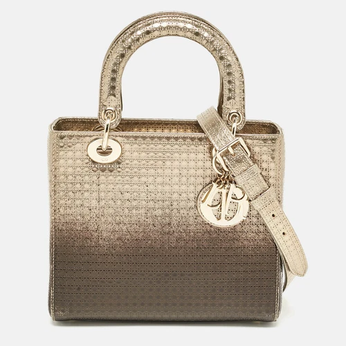 Sac fourre tout Dior métallisé ombre or microcannage cuir moyen femme Dior