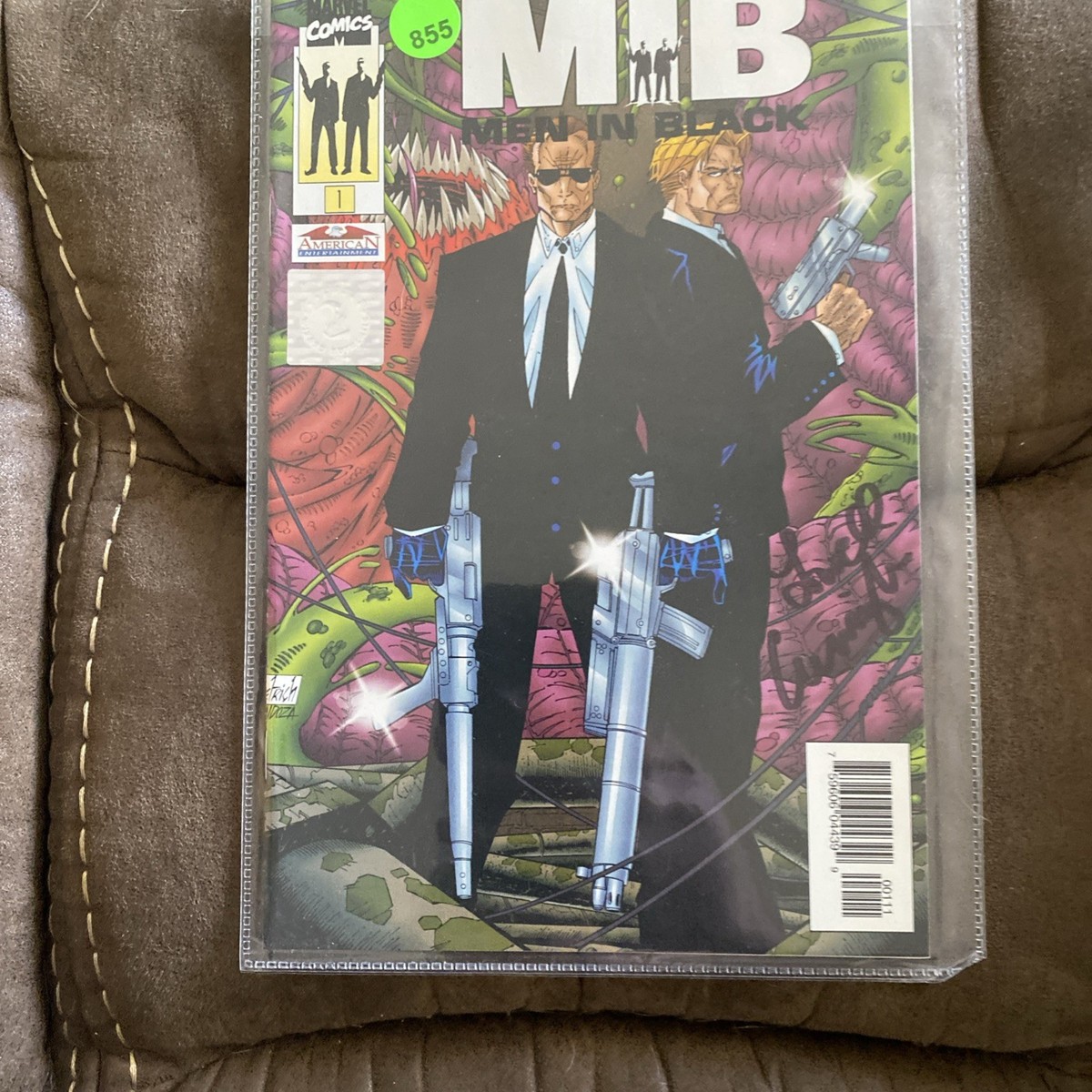 Men In Black #1 Wizard NM Signed By Lowell Cunningham w/Wizard COA