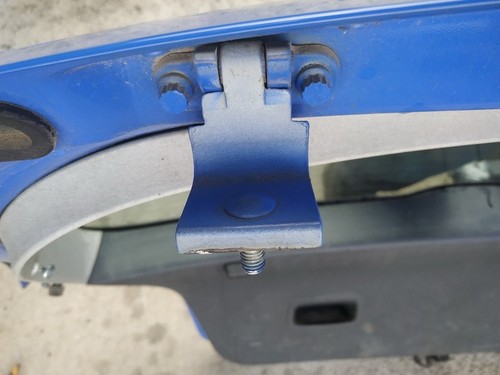 Scharnier für Heckklappe Kofferraumdeckel Hinten Rechts  Volksw DE1676565-36