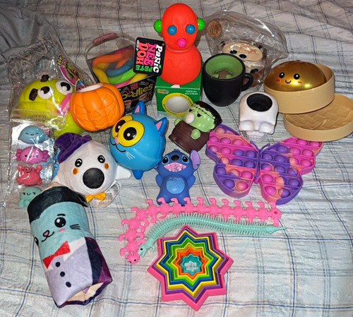 Mixed Halloween Fidget Toys Squishies Pop It Needoh Top Trenz Dumpling Lot of 19
