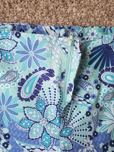 Cute A.Byer Blue Multi Paisley/Floral Print Capri Pants Juniors Sz 9 - Picture 3 of 5