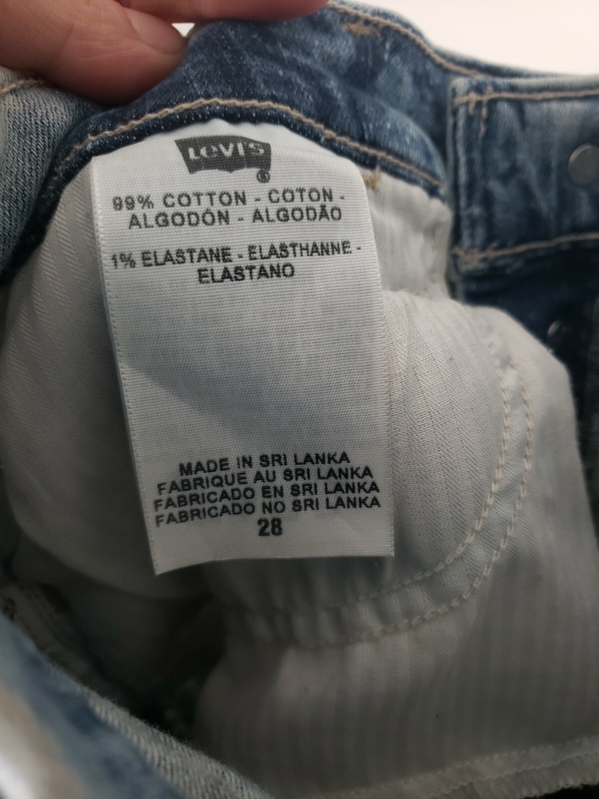 Levi's Bleach Washed Shorts Buttonfly - image 3