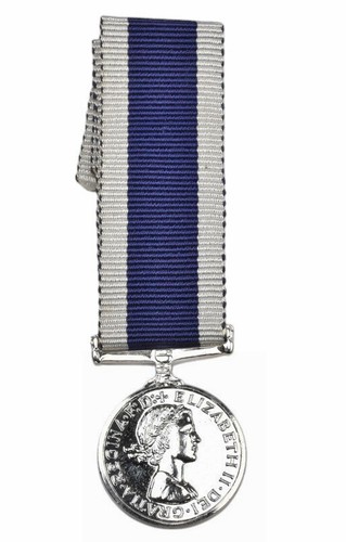 Good Quality QEII Royal Navy Long Service Good Conduct Miniature Campaign Medal