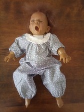 Sammlerpuppe von Petra Jeckle 1993 - Größe 45 cm - Schorschi gerade aufgewacht