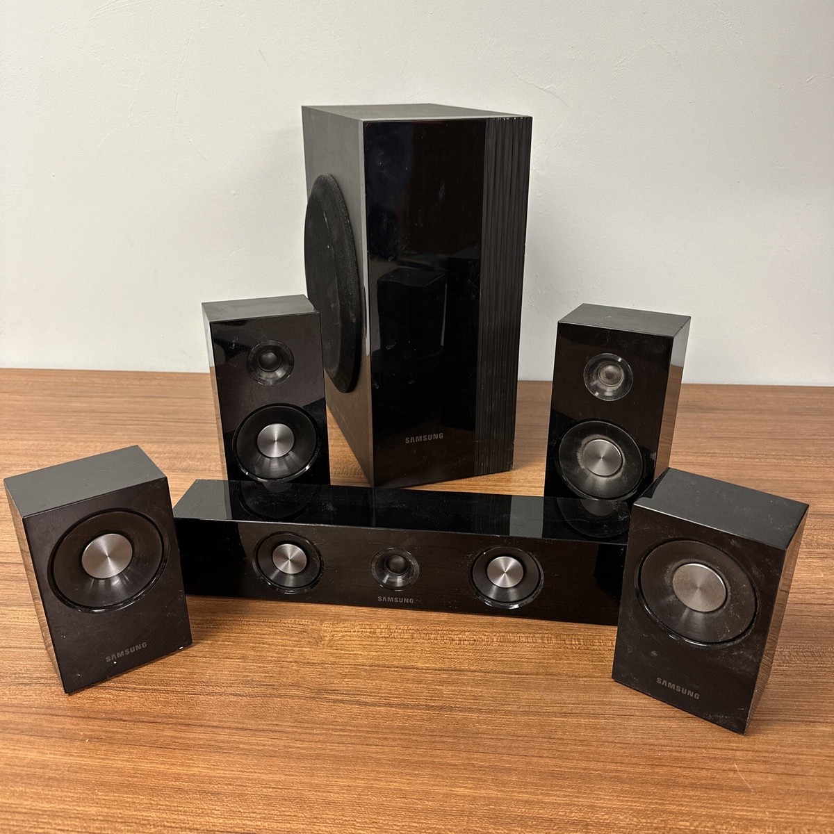 Samsung Home Speakers Set of Sub PS-CW0/PS-DW0 PS-DC1 PS-DS2 Surround  Sound