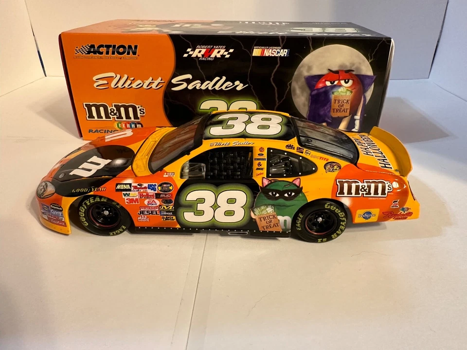 Elliot Sadler #38 M&M Halloween NASCAR - Image 2 of 4