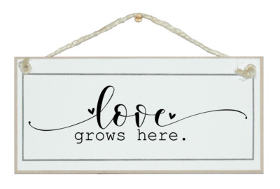 LIEBE WÄCHST HIER. WUNDERSCHÖNES SHABY CHIC SCHILD. GESCHENK. UK MADE