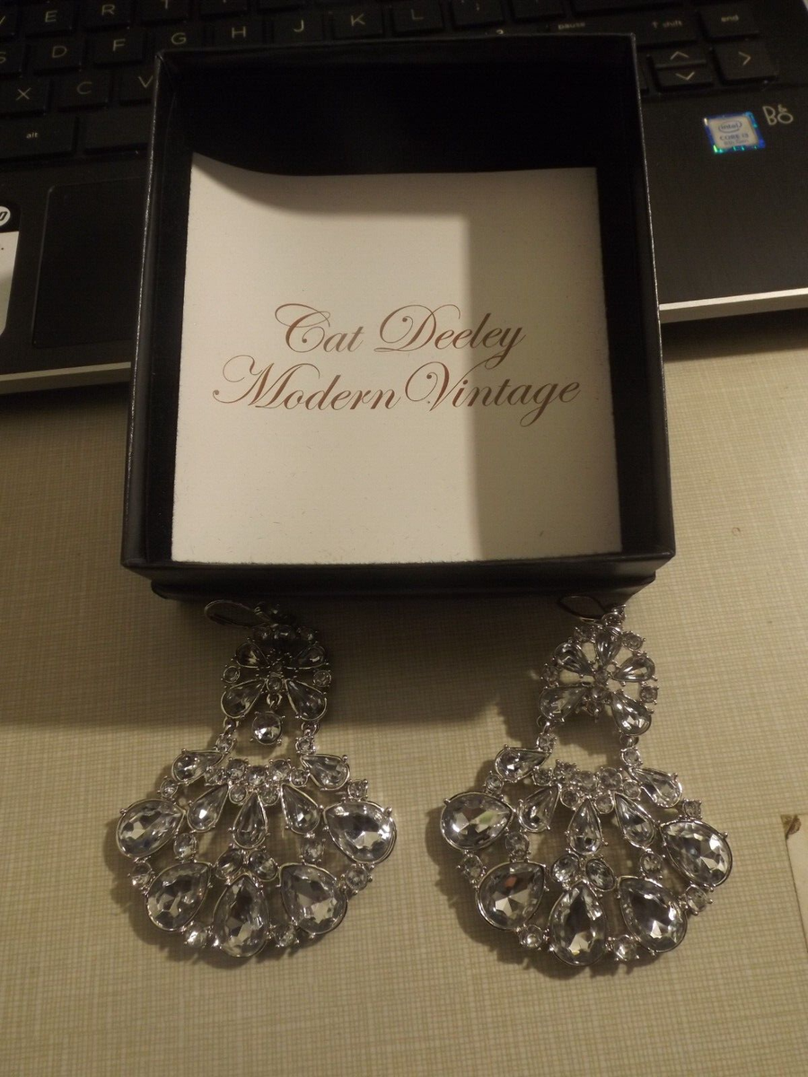 NEW Cat Deeley Designer Designer Chandelier Rhinestone Earrings