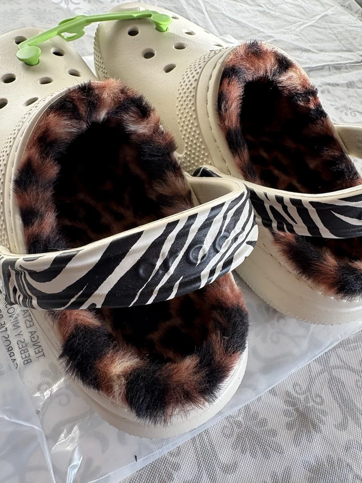 Crocs женщин меха с подкладкой теплый сабо зимние туфли леопард и зебра печати Sz6 новый с Ярлыками - Изображение 2 из 4