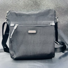 Baggallini Black Crossbody Shoulder Bag Adjustable Detachable Strap Zip Pockets