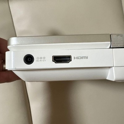 TOSHIBA SD-BP900S Portable Blu-Ray Player REGZA 9