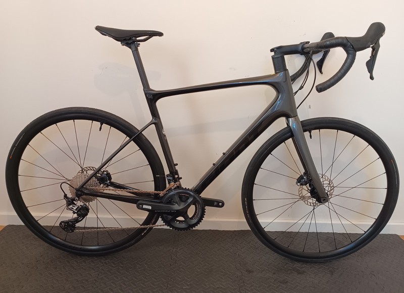 Giant Defy Pro 2 Carbon Disc M/L