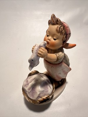 GOEBEL  HUMMEL FIGURINE# 321 WASH DAY | Goebel Hummel COLLECTION; TMK6; 6 