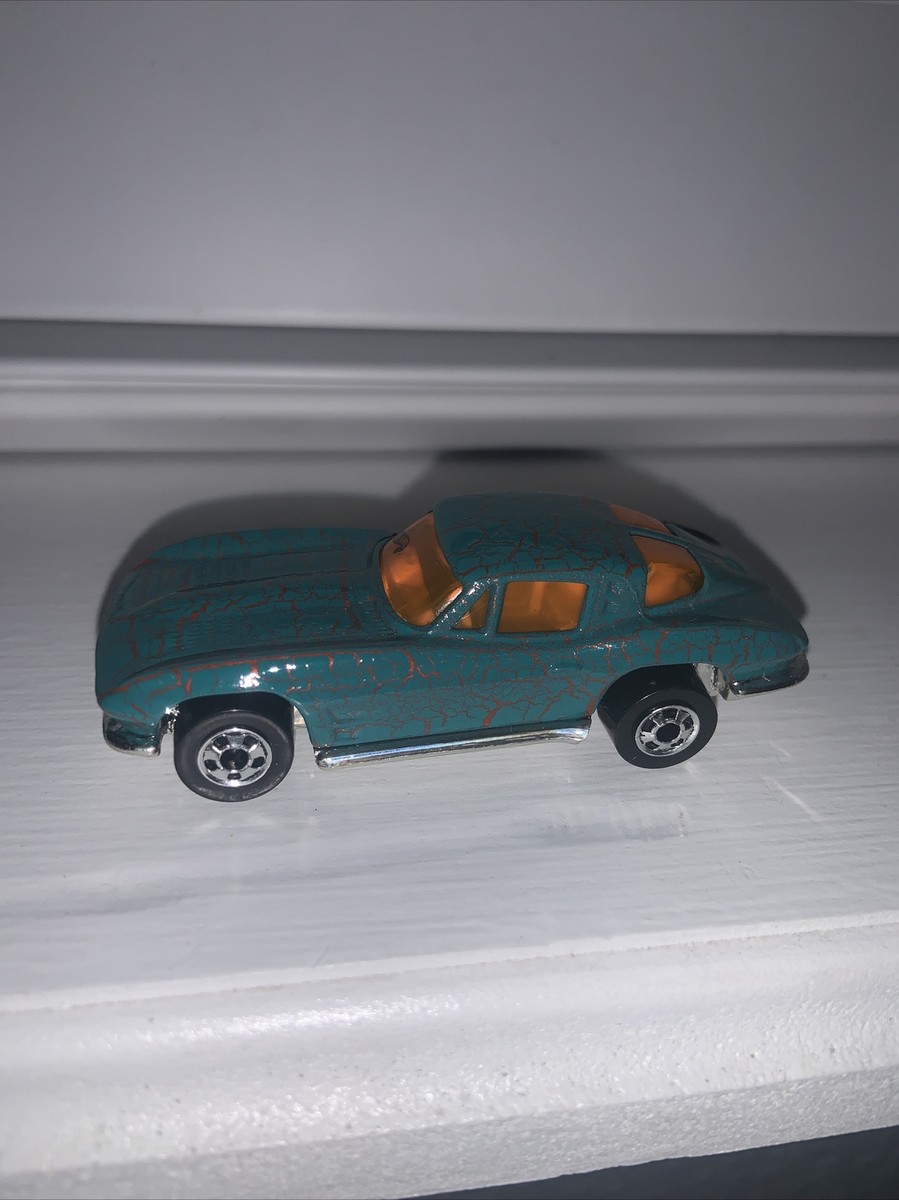 Hot Wheels 1979 '63 Corvette Stingray Split Window Malaysia
