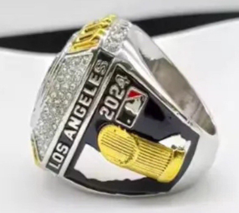 記念グッズ 2024 World Champions Replica Ring 07/21/25 Yoshinobu Yamamoto 2024 World Series Ring Los