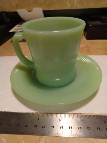 Vintage Fire King Jadeite Jadite Green D Handle Mug Oven Ware Glass Coffee Cup