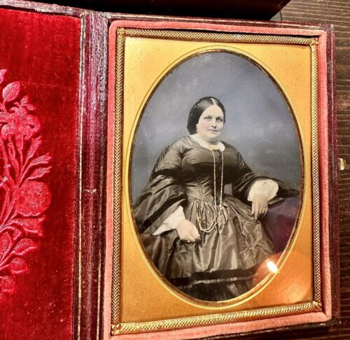 1/4 TINTED AMBROTYPE SMILING WOMAN PAINTED BACKDROP UK PHOTOGRAPHER LEATHER CASE - 第 1/5 張圖片