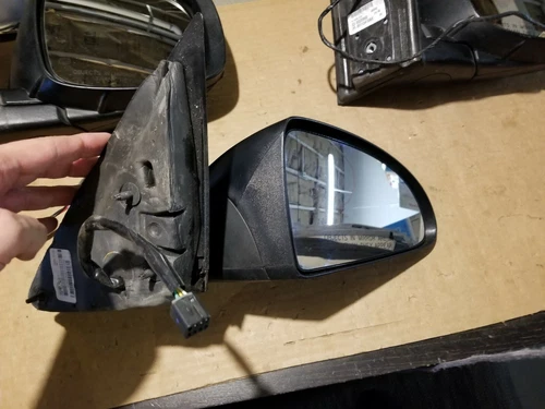 2004 - 2008 Chevrolet Malibu PASSENGER side power door mirror Black Used OEM