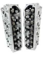 Gm Chevy Gmc Chevrolet 5.3l L83 Cylinder Head Assembly 2pc Set