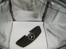 Calandre Mercedes VANEO