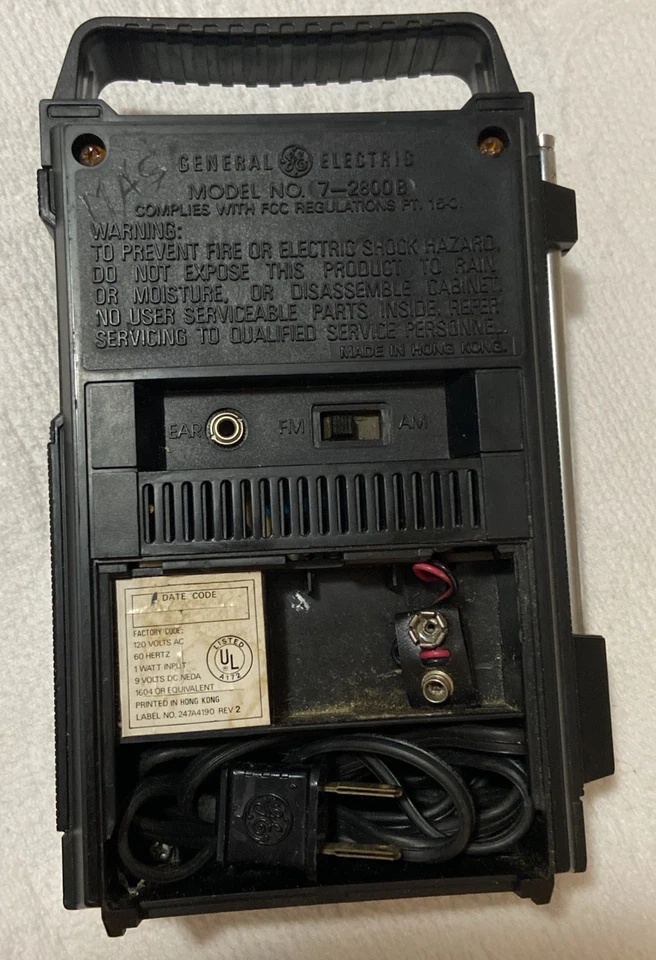 Radio Portátil GE De Colección AM/FM Modelo 7-2800B General Electric Probada - ¡FUNCIONA! Foto 3 de 4
