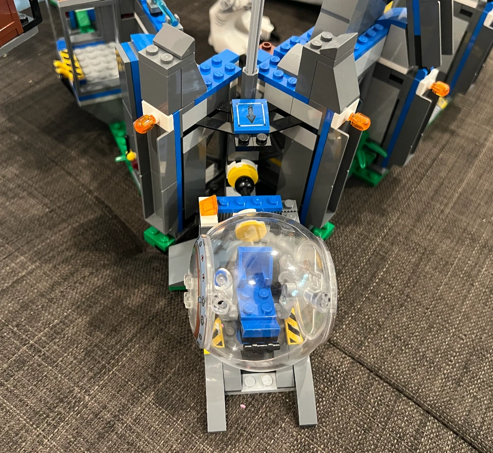 lego jurassic world indominus rex breakout 75919 99% komplett (OHNE FIGUREN) - Bild 4 von 4