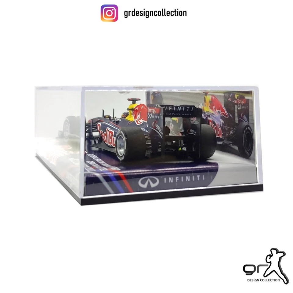 Sebastian Vettel - Red Bull RB7 - F1 World Champion 2011 / Minichamps / 1:43 - Immagine 3 di 4