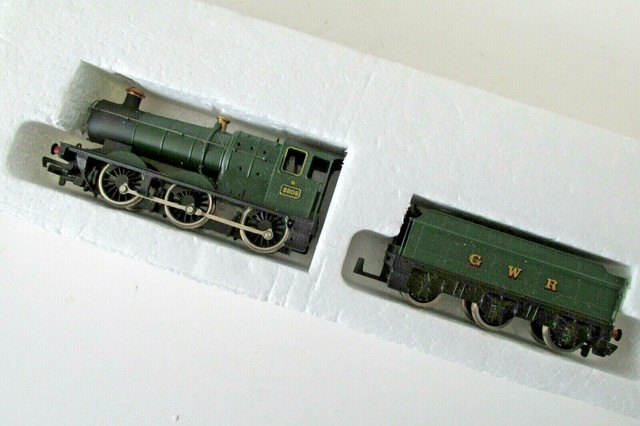 mainline oo gauge trains