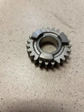 SUZUKI RM250 1984-1985 GEAR, 4TH DRIVE (NT:23) 24241-14311 NEW ORIGINAL