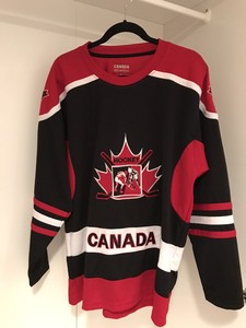 men's hockey jersey