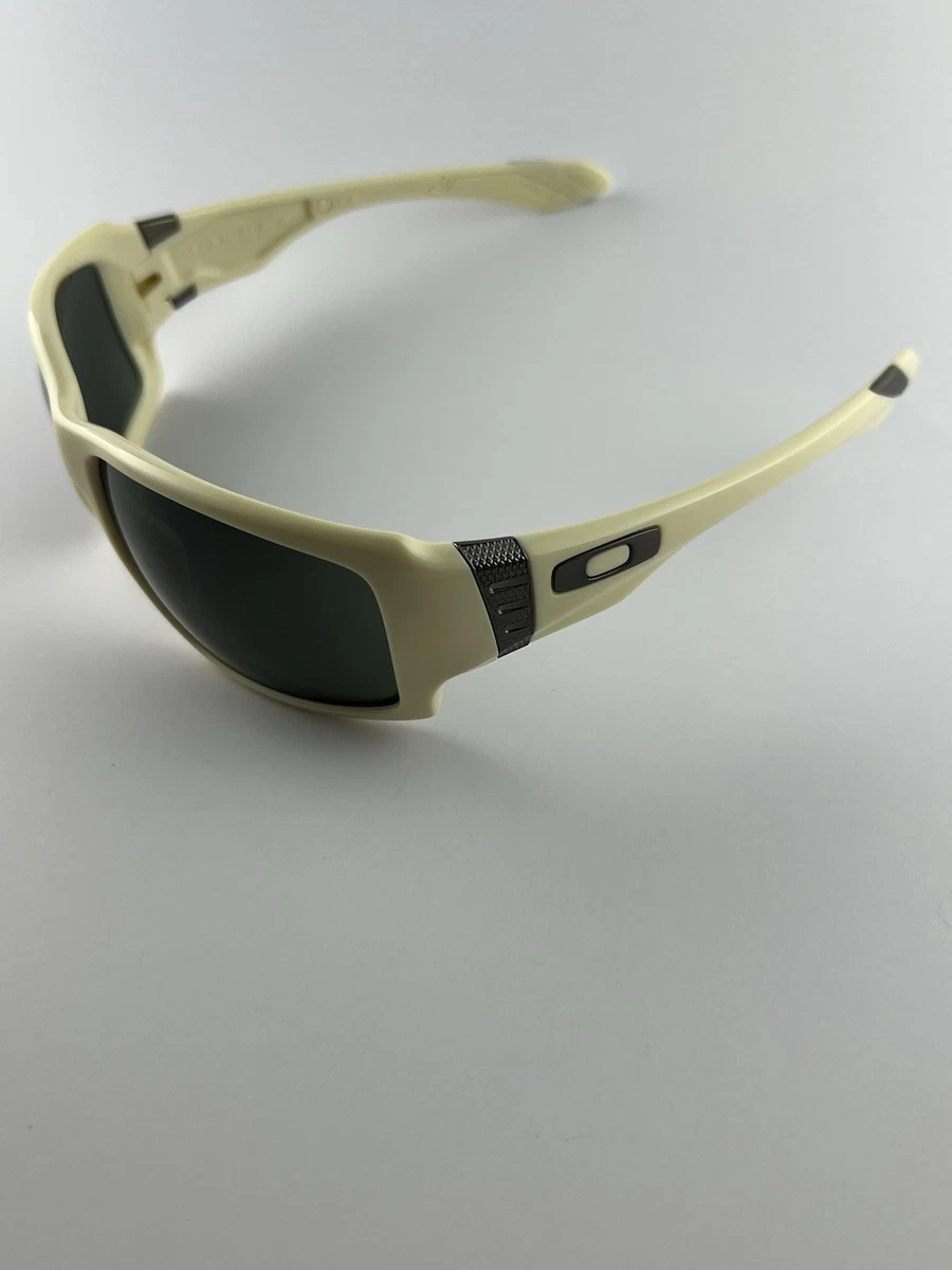 Oakley Big Taco Sunglasses for Men for sale | eBay