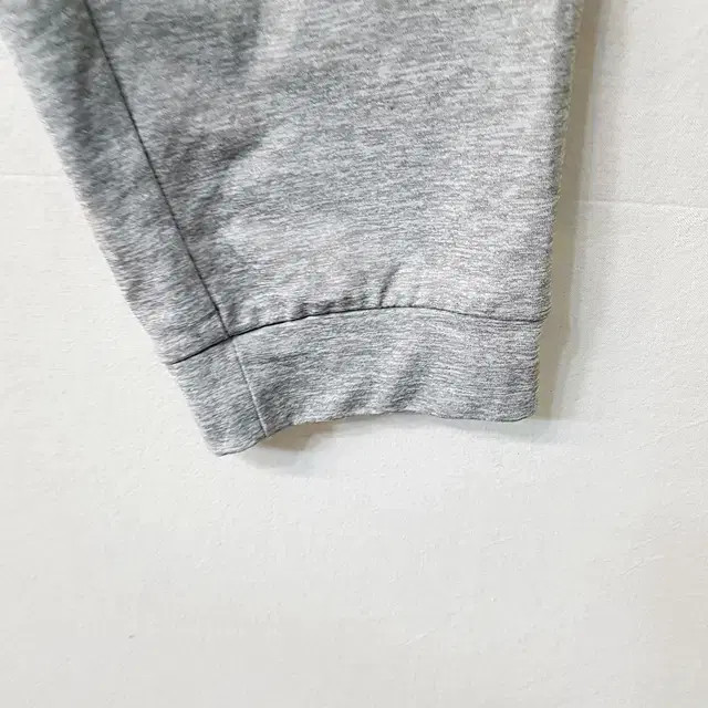 Uniqlo Dry Stretch Banded Jogger Pants M Size Women thumbnail 3