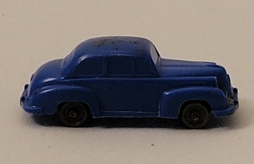 Lotto di quattro (4) micro auto e camion d'epoca - Foto 9 di 24