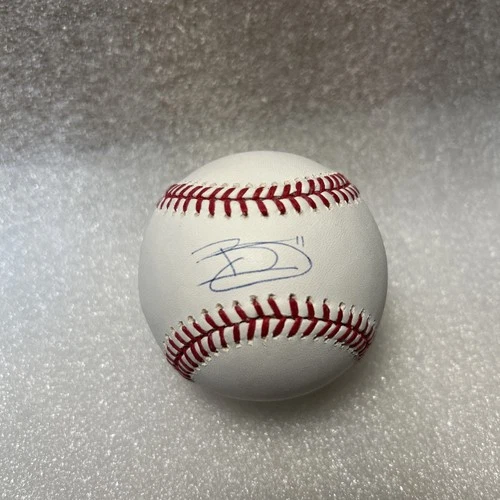 Brett Gardner 2017 Yankee Signed Baseball Authentication JC197475