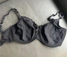 Prima donna Twist Black Bra 32H