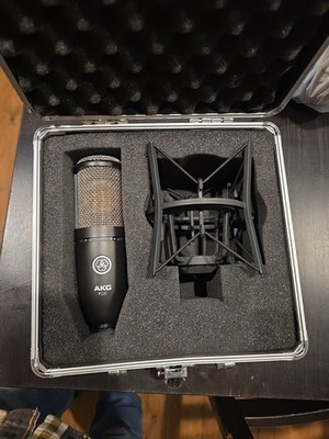 AKG P220 Large Diaphragm Studio Condenser Recording Mic Microphone Needs Clasp