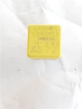 Renault Master III Furgón 2.5 dCi G9U 754 FUSE BOX 8200051112 #57064